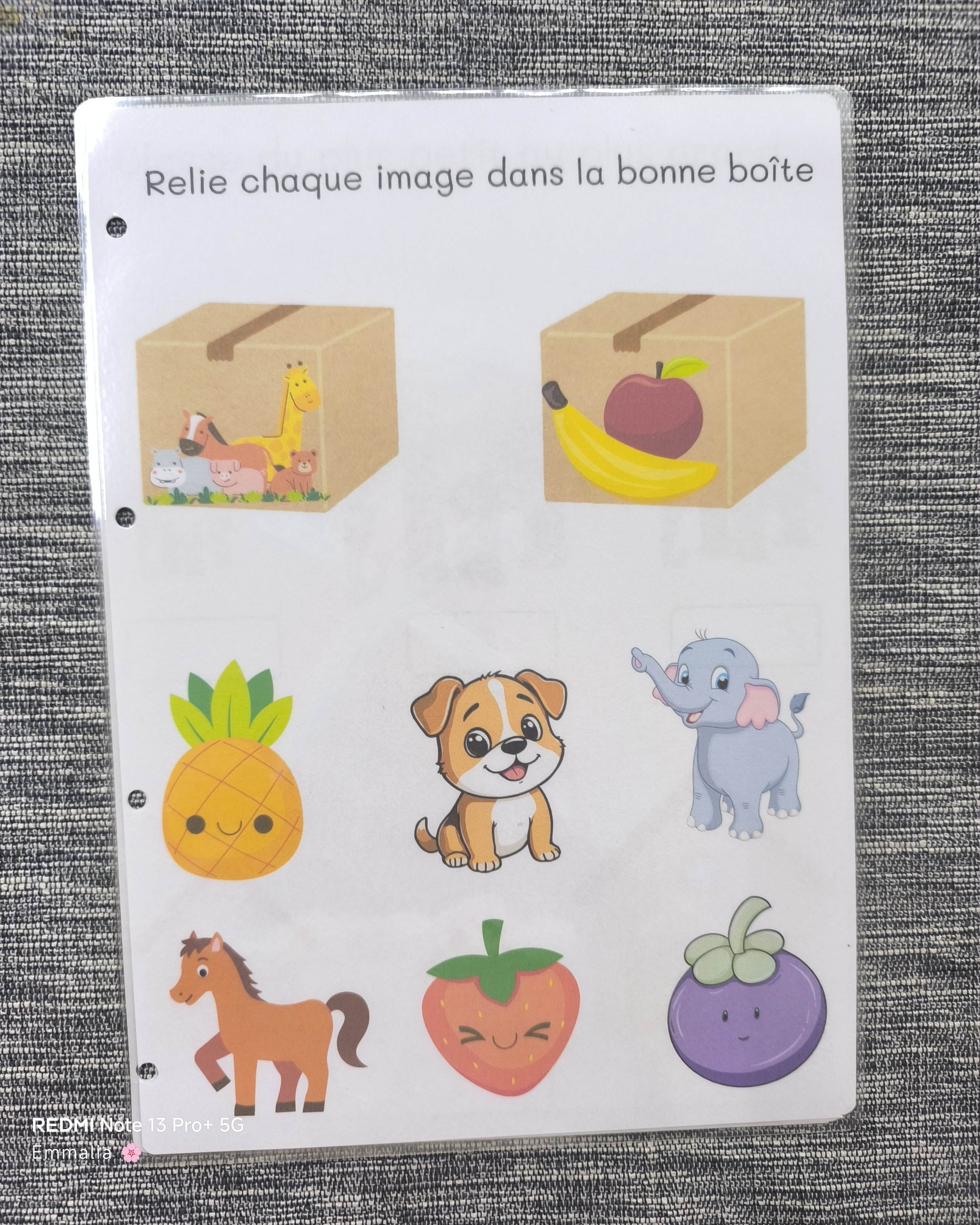 Relie chaque image